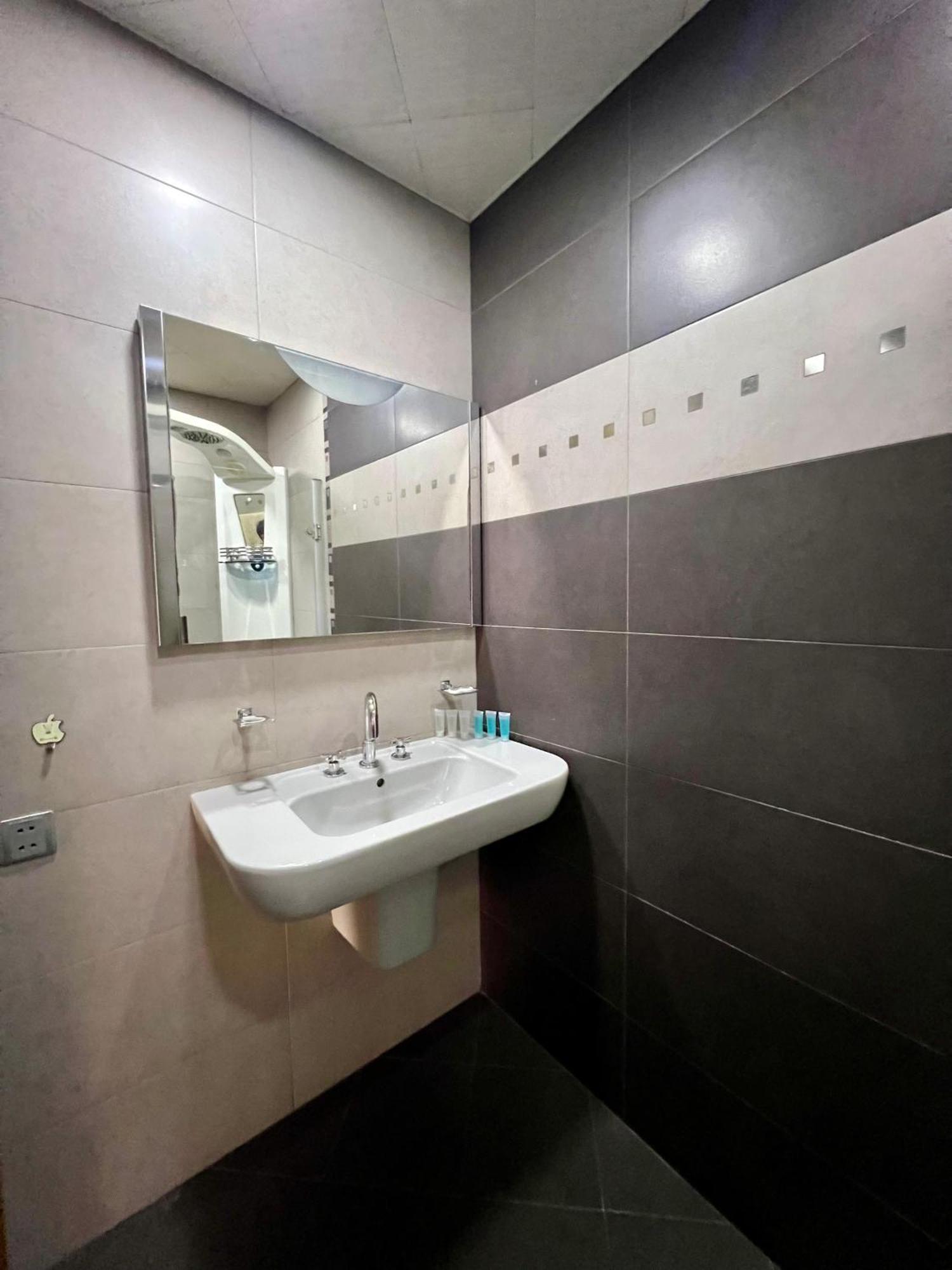 Promenade 2 Bdr Apartment Baku Eksteriør bilde